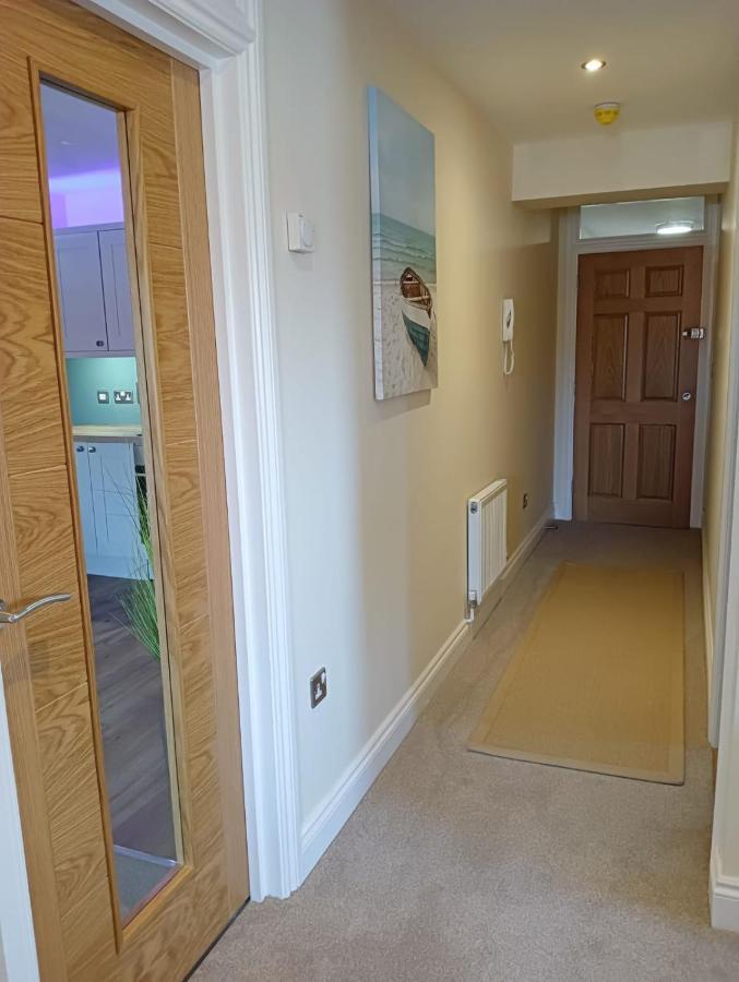 Barchester House Apartments Delux Σαλισμπέρι Εξωτερικό φωτογραφία