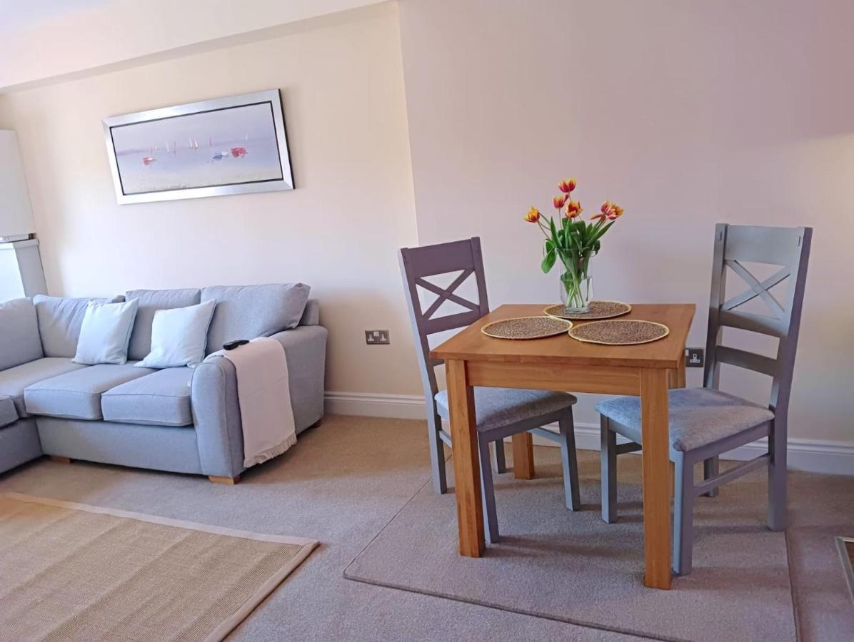 Barchester House Apartments Delux Σαλισμπέρι Εξωτερικό φωτογραφία